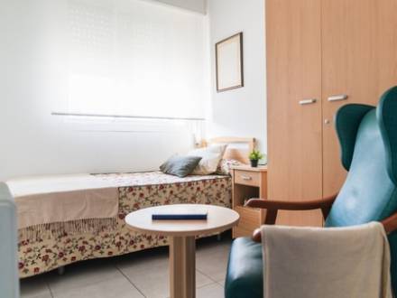 Chicago Nursing Home License Defense Attorney