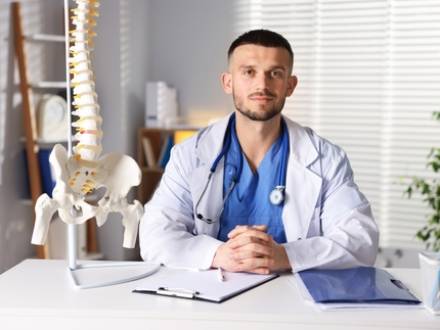 East St. Louis, IL Chiropractor Defense Attorney