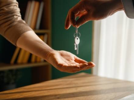 Peoria, IL Real Estate License Defense Attorney
